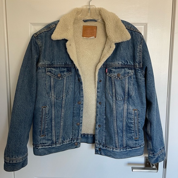 Levi Trucker Jacket - Picture 1 of 4